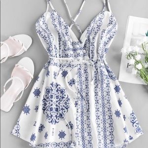 Floral flirty romper🌸